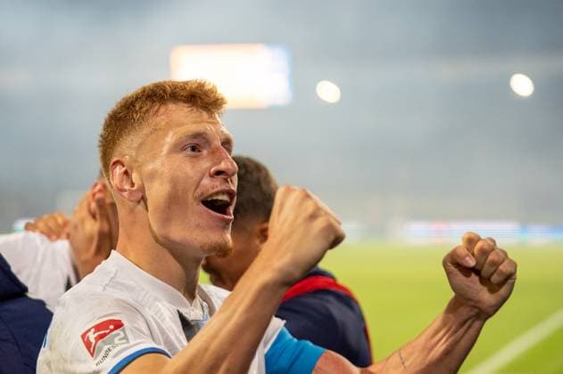 Germany Soccer 2 League, Matchday 8 2025 2026, Eintracht Braunschweig vs SC Paderborn 07 on 03 10 in Braunschweig Eintracht Stadion Goal celebration for 1 2 Laurin Curda SC Paderborn 07 17 Copyright: xSvenxHeidmannx
