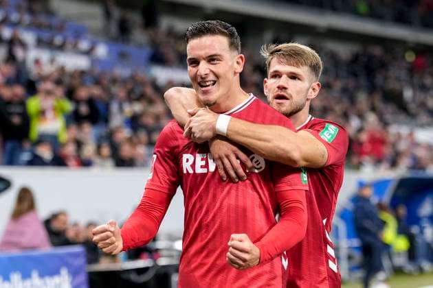 from left goalscorer Said El Mala Cologne, 13 , Jan Uwe Thielmann Cologne, 29 , players of 1 FC Cologne, cheer about the goal to 0 1, cheer, goal celebration, celebrate the goal, goal, celebration, cheers about the goal, rejoicing, joy, rejoices, optimistic, positive, game scene, highlight, action, 03 10 2025, Sinsheim Germany , Soccer, Bundesliga, TSG 1899 Hoffenheim 1 FC Köln, DFB DFL REGULATES PROHIBIT ANY USE OF PHOTOGRAPHS AS IMAGE SEQUENCES AND OR QUASI VIDEO xozx