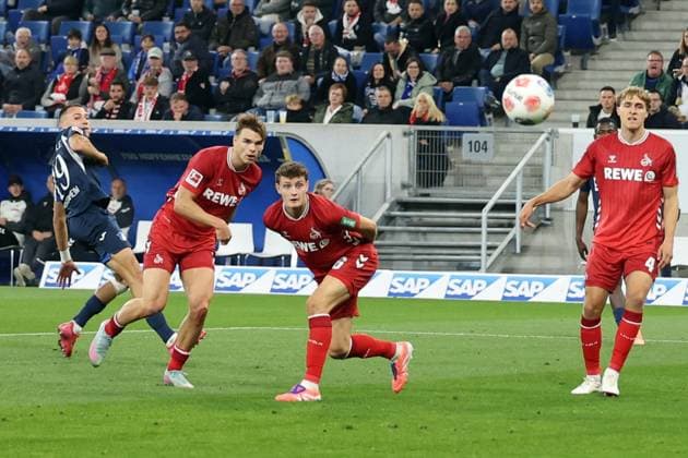 03 10 2025, xrekx, Soccer 1 Bundesliga, TSG 1899 Hoffenheim 1 FC Köln v l Tim Lemperle TSG 1899 Hoffenheim JoÃ l Schmied 1 FC Koeln Eric Martel 1 FC Koeln Timo Hübers Huebers 1 FC Koeln DFL DFB REGULATIONS PROHIBIT ANY USE OF PHOTOGRAPHS as IMAGE SEQUENCES and or QUASI VIDEO Sinsheim