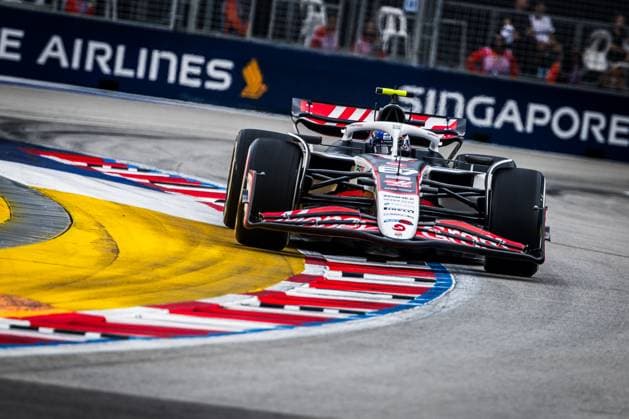 Marina Bay Street Circuit, Singapore, Singapore. 3.October.2025; Oliver Bearman of Great Britain and MoneyGram Haas F1 Team during Free Practice 1 Formula One Singapore Grand Prix  aflo_305775231