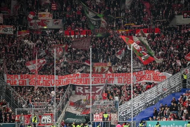 FC Köln Fans mit Spruchband waehrend des spiels der Bundesliga zwischen TSG Hoffenheim und 1. FC Köln, PreZero Arena am 03. October 2025 in Sinsheim, Deutschland. (Foto von Harry Langer DeFodi Images) +++ FC Köln Supporters with Banner during the Bundesliga match between TSG Hoffenheim and 1. FC Köln at PreZero Arena on October 3, 2025 in Sinsheim, Germany. (Photo by Harry Langer DeFodi Images) DFL regulations prohibit any use of photographs as image sequences and or quasi-video. (Photo by Harry Langer DeFodi Images) DFL regulations prohibit any use of photographs as image sequences and or quasi-video. FC Köln Fans mit Spruchband waehrend des spiels der Bundesliga zwischen TSG Hoffenheim und 1 FC Köln, PreZero Arena am 03 October 2025 in Sinsheim, Germany Photo by Harry Langer DeFodi Images FC Köln Supporters with Banner during the Bundesliga match between TSG Hoffenheim and 1 FC Köln at PreZero Arena on October 3, 2025 in Sinsheim, Germany Photo by Harry Langer DeFodi Images DFL regulations prohibit any use of photographs as image sequences and or quasi video Photo by Harry Langer DeFodi Images DFL regulations prohibit any use of photographs as image sequences and or quasi video