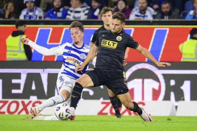 SV Budberg Sportfreunde Katernberg FOR EDITORIAL PURPOSES ONLY p Soccer SV Budberg Sportfreunde Katernberg on 03 10 25 at Scania Sportpark in Rheinberg Christian Viet Duisburg Rheinberg Copyright JakobxKlos Copyright: JakobxKlos doc82nvvnndq6fp7qza911 ,EDITORIAL USE ONLY Copyright: JakobxKlos