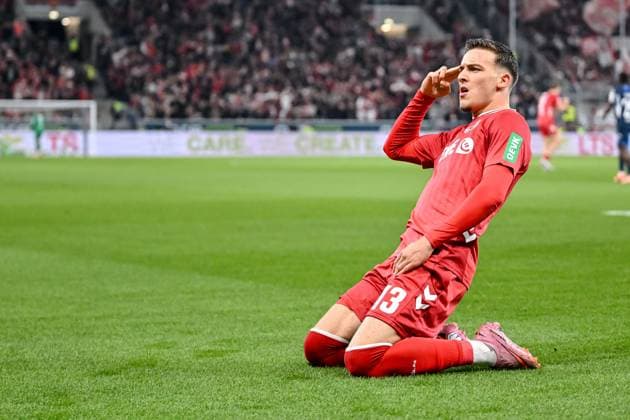 SaÃ¯d El Mala (1. FC Köln) Torjubel, jubelt nach seinem treffer zum 0:1 waehrend des spiels der Bundesliga zwischen TSG Hoffenheim und 1. FC Köln, PreZero Arena am 03. October 2025 in Sinsheim, Deutschland. (Foto von Harry Langer DeFodi Images) +++ SaÃ¯d El Mala (1. FC Köln) celebrates after scoring his team s first goal during the Bundesliga match between TSG Hoffenheim and 1. FC Köln at PreZero Arena on October 3, 2025 in Sinsheim, Germany. (Photo by Harry Langer DeFodi Images) DFL regulations prohibit any use of photographs as image sequences and or quasi-video. (Photo by Harry Langer DeFodi Images) DFL regulations prohibit any use of photographs as image sequences and or quasi-video. Saï¯d El Mala 1 FC Köln celebrates after scoring his team s first goal during the Bundesliga match between TSG Hoffenheim and 1 FC Köln, PreZero Arena on 03 October 2025 in Sinsheim, Germany Photo by Harry Langer DeFodi Images Saï¯d El Mala 1 FC Köln celebrates after scoring his team s first goal during the Bundesliga match between TSG Hoffenheim and 1 FC Köln at PreZero Arena on October 3, 2025 in Sinsheim, Germany Photo by Harry Langer DeFodi Images DFL regulations prohibit any use of photographs as image sequences and or quasi video Photo by Harry Langer DeFodi Images DFL regulations prohibit any use of photographs as image sequences and or quasi video