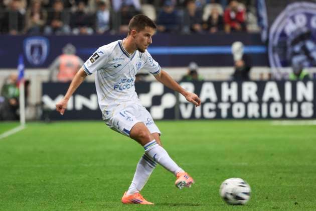 FOOTBALL : Paris FC Vs FC Lorient - Ligue 1 - 03 10 2025 Theo Le Bris (FC Lorient) ParisFrance  Copyright: xMichtofx