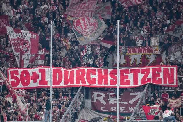 The fans of 1 FC Köln show in the fan curve a banner, banner with the inscription 50 1 Durchsetzen, fans, Ultras audience, spectators, mood, atmosphere, stadium, protest, protest action, protesting, action, action, 03 10 2025, Sinsheim Germany , Football, Bundesliga, TSG 1899 Hoffenheim 1 FC Köln, DFB DFL REGULATIONS PROHIBIT ANY USE OF PHOTOGRAPHS AS IMAGE SEQUENCES AND OR QUASI VIDEO xozx