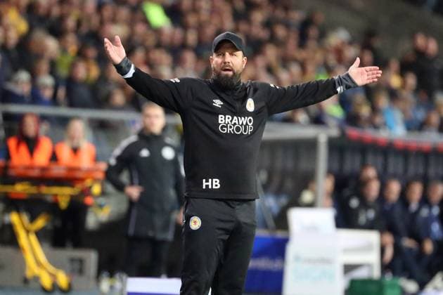 Braunschweig vs Paderborn, 2 BL Braunschweig, 03 10 2025, FOOTBALL Eintracht Braunschweig vs SC Paderborn, 2 BL, Season 2025 26 Head coach Heiner Backhaus Eintracht Braunschweig Braunschweig