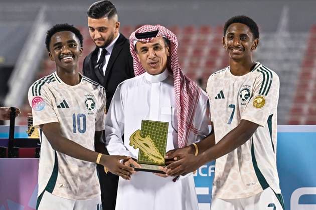 UNITED ARAB EMIRATES V SAUDI ARABIA ,FINAL U-17 GULF CUP QATAR 2025 Abdulrahman Sufyani (L) and Waleed Alnour Ali of Saudi Arabia poses with the top Scorer trophy after the Arab Gulf Cup Football Federation (AGCFF) U-17 Gulf Cup Qatar 2025 final football match between United Arab Emirates and Saudi Arabia at Grand Hamad Stadium in Doha, Qatar, on October 3, 2025. DOHA Qatar Copyright: xNOUSHADx