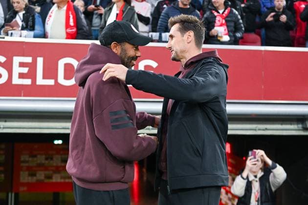 2 Bundesliga Fortuna Düsseldorf 1 FC Nuremberg on 03 10 2025 at the MERKUR SPIEL ARENA in Düsseldorf Coach Daniel Thioune Duesseldorf and Coach Miroslav Klose Nuremberg MT