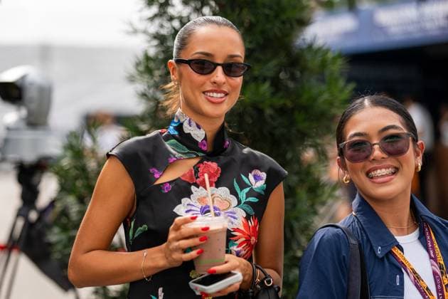 Singapore Grand Prix 2025 Alexandra Saint Mleux (FRA) – Girlfriend of Charles Leclerc (MON) with a fan on Saturday during Formula 1 Singapore Airlines Singapore Grand Prix 2025 at the Marina Bay Street Circuit on October 4, 2025 Photo by Photo by Antoine Lapeyre ABACAPRESS.COM Singapore Singapore  Copyright: xLapeyrexAntoine ABACAx