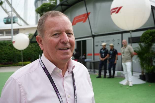 FORMULA 1 SINGAPORE AIRLINES SINGAPORE GRAND PRIX 2025 04 10 2025, Marina Bay Street Circuit, Singapore, FORMULA 1 SINGAPORE AIRLINES SINGAPORE GRAND PRIX 2025 , in the picture Sky England expert Martin Brundle nordphotoxGmbHx xBratic nph00250