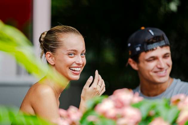 Formula 1 Singapore Grand Prix 2025 Lando Norris 4 (GBR) McLaren MCL39 with girlfriend Margarida Corceiro during the Formula 1 Singapore Airlines Singapore Grand Prix 2025 at the Marina Bay Street Circuit, Singapore on 4 October 2025 Credit: Jun Da Tan Every Second Media Editorial use only. All images are copyright Every Second Media Limited. No images may be reproduced without prior permission. Copyright: xIMAGO EveryxSecondxMediax ESM-1609-0020 JunxDaxTanx xEveryxSecondxMediax
