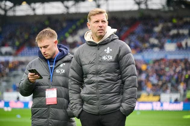 04 10 2025, Football, Men, 2 BL Bundesliga , Season 2025 2026, Holstein Kiel SV Darmstadt 98, 8 Matchday Coach Florian Kohfeldt Darmstadt Kiel, Holstein Stadion Holstein Stadion Schleswig Holstein Germany