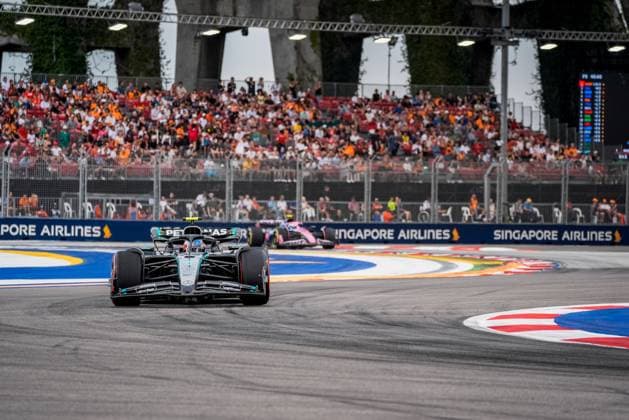 Formula 1 Singapore Airlines Singapore Grand Prix 2025 Remy Midez OVERTAKE MAXPPP - Singapore 04 10 2025 12 ANTONELLI Andrea Kimi (ita), Mercedes AMG Petronas, action at the Formula 1 Singapore Airlines Singapore Grand Prix 2025, the 18th round of the 2025 FIA Formula 1 World Championship, WM, Weltmeisterschaft at the Marina Bay Street Circuit in Singapore, Singapore, from 2 to 5 October 2025 Singapore Marina Bay Street Circuit Singapore  Copyright: xOVERTAKE MAXPPPxRemyxMidezx OVT202510041289 OVT202510041289