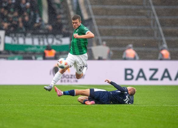 Soccer, Men, Season 2025 2026, 2 Bundesliga 8 Matchday , Hertha BSC SC Preußen Münster, v l Jano ter Horst Münster , Jon Dagur Thorsteinsson Hertha BSC , 04 10 2025, Copyright: xSebastianxRäppold MatthiasxKochx