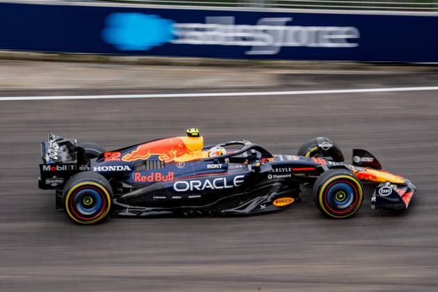Formula 1 GP Singapore Saturday, 04 10 2025 Yuki Tsunoda 22, Oracle Red Bull Racing Formula 1 GP Singapore Saturday, 04 10 2025 Copyright: xBEAUTIFULxSPORTS Erlhofx