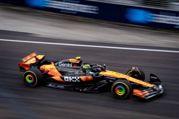 Formula 1 GP Singapore Saturday, 04 10 2025 Lando Norris 4, McLaren Formula 1 Team Formula 1 GP Singapore Saturday, 04 10 2025 Copyright: xBEAUTIFULxSPORTS Erlhofx