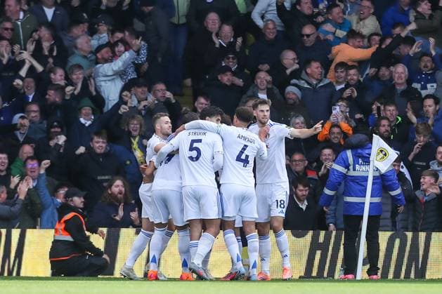 Leeds United FC v Tottenham Hotspur FC, English Premier League Noah Okafor Of Leeds United scores a GOAL 1-1 and celebrates during the Leeds United FC v Tottenham Hotspur FC English Premier League match at Elland Road, Leeds, England, United Kingdom on 4 October 2025 Credit: Lee Keuneke Every Second Media Editorial use only. All images are copyright Every Second Media Limited. No images may be reproduced without prior permission. All rights reserved. Premier League and Football League images are subject to licensing agreements with Football DataCo Limited. see https: www.football-dataco.com Copyright: xIMAGO EveryxSecondxMediax ESM-1615-0038 LeexKeunekex xEveryxSecondxMediax