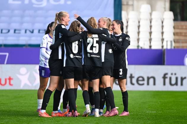 Goal celebration Google Pixel Women Bundesliga SGS Essen Vfl Wolfsburg 04 10 2025 Goal celebration VfL Wolfsburg google Pixel Women Bundesliga, 05 Matchday, SGS Essen vs VfL Wolfsburg on October 04, 2025 at Stadion an der Hafenstraße, Essen