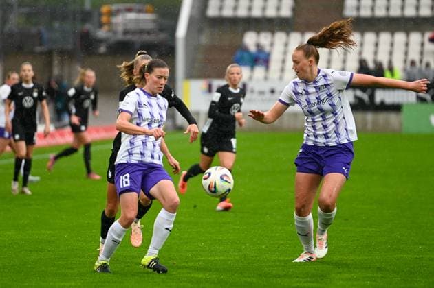 Lena Ostermeier Google Pixel Frauen Bundesliga SGS Essen Vfl Wolfsburg 04 10 2025 Lena Ostermeier SGS Essen google Pixel Frauen Bundesliga, 05 Matchday, SGS Essen vs VfL Wolfsburg on October 04, 2025 at Stadion an der Hafenstraße, Essen