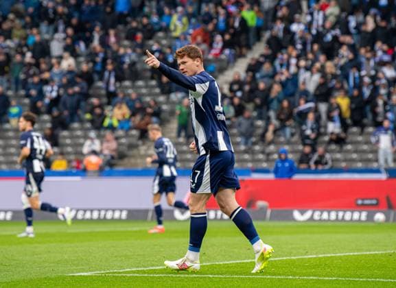Soccer, Men, Season 2025 2026, 2 Bundesliga 8 Matchday , Hertha BSC SC Preußen Münster, Sebastian Grönning Hertha BSC , Cheering after goal to 2 0, 04 10 2025, Copyright: xSebastianxRäppold MatthiasxKochx