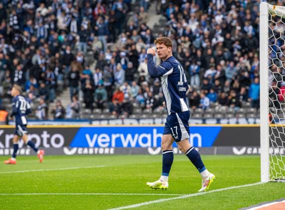Soccer, Men, Season 2025 2026, 2 Bundesliga 8 Matchday , Hertha BSC SC Preußen Münster, Sebastian Grönning Hertha BSC , Cheering after goal to 2 0, 04 10 2025, Copyright: xSebastianxRäppold MatthiasxKochx