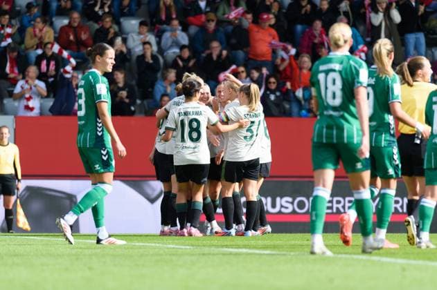 Player of FC Bayern Munich celebrating the opening goal during the Google Pixel Frauen Bundesliga match between FC Bayern Munich and Werder Bremen at FC Bayern Campus, Munich, Germany. Copyright: xSvenxBeyrich SPPx Sportspressphoto_SPR37394