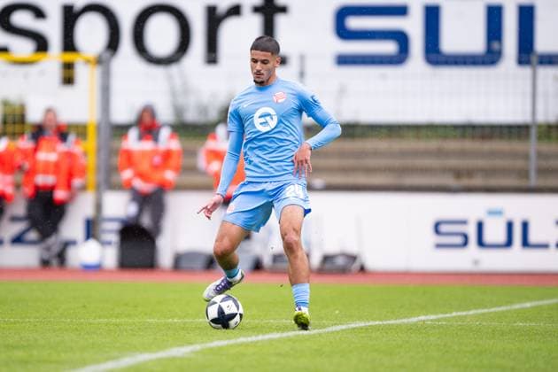 Ouassim Karada, Kickers Offenbach 24 , TSG Balingen vs Kickers Offenbach, Football, Regionalliga Suedwest, Matchday 11, Season 2025 2026, 04 10 2025, Eibner Pressefoto Andreas Ulmer TSG Balingen vs Kickers Offenbach, Football, Regionalliga Suedwest, Matchday 11, Season 2025 2026, 04 10 2025, Balingen Copyright: xEibner-Pressefoto AndreasxUlmerx EP_AUR