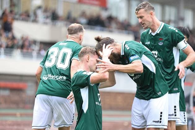 04 10 2025, Football, Men, 10 Matchday 3 League Season 2025 2026 FC Schweinfurt 05 SC Verl From left goalscorer Jakob Tranziska FC Schweinfurt 05, 17 and Kristian Böhnlein FC Schweinfurt 05, 13 celebrate the 1 0, Emotion