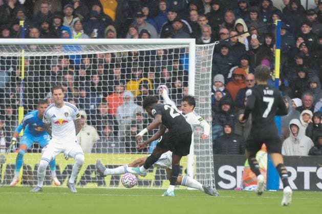 Leeds United FC v Tottenham Hotspur FC, English Premier League Mohammed Kudus Of Tottenham Hotspur scores a GOAL 1-2 during the Leeds United FC v Tottenham Hotspur FC English Premier League match at Elland Road, Leeds, England, United Kingdom on 4 October 2025 Credit: Lee Keuneke Every Second Media Editorial use only. All images are copyright Every Second Media Limited. No images may be reproduced without prior permission. All rights reserved. Premier League and Football League images are subject to licensing agreements with Football DataCo Limited. see https: www.football-dataco.com Copyright: xIMAGO EveryxSecondxMediax ESM-1615-0053 LeexKeunekex xEveryxSecondxMediax
