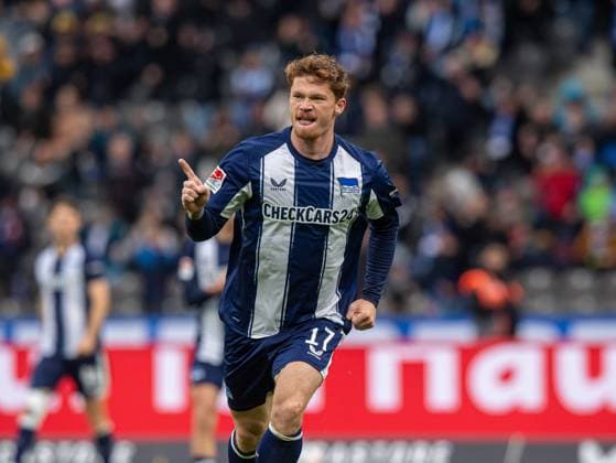 Soccer, Men, Season 2025 2026, 2 Bundesliga 8 Matchday , Hertha BSC SC Preußen Münster, Sebastian Grönning Hertha BSC , Cheering after goal to 2 0, 04 10 2025, Copyright: xSebastianxRäppold MatthiasxKochx