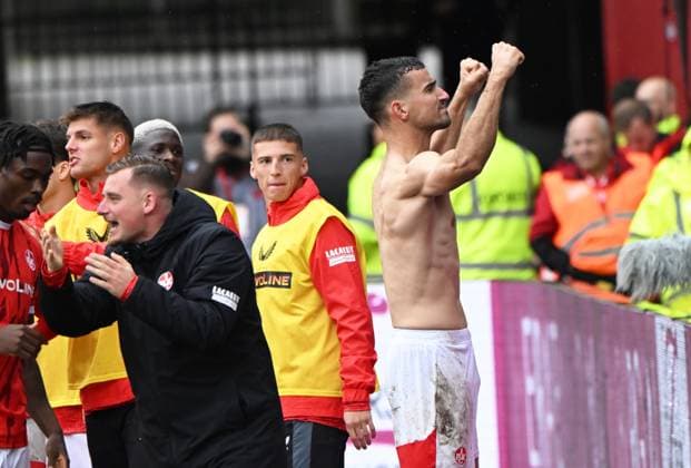Football 2 Bundesliga Season 2025 26 1 FC Kaiserslautern 04 10 2025 Fritz Walter Stadion 1 FC Kaiserslautern fck VfL Bochum bo 3 2 Muscle man Ivan PRTAJIN 1 FC Kaiserslautern scored two goals again 1 FC Kaiserslautern