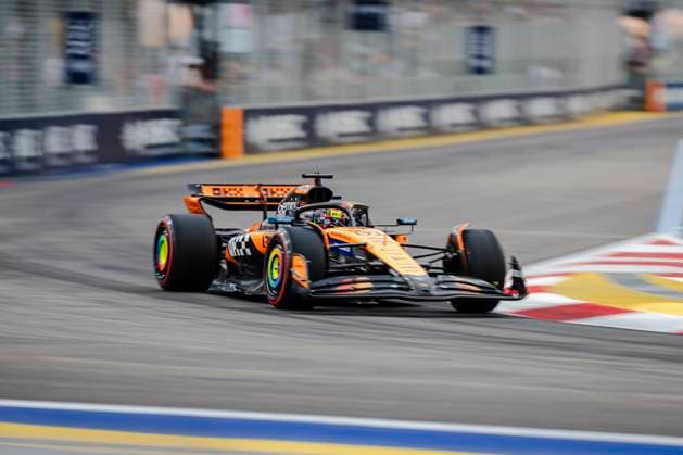 Formula 1 Singapore Grand Prix 2025 Oscar Piastri 81 (AUS) McLaren MCL39 during the Formula 1 Singapore Airlines Singapore Grand Prix 2025 at the Marina Bay Street Circuit, Singapore on 4 October 2025 Credit: Jun Da Tan Every Second Media Editorial use only. All images are copyright Every Second Media Limited. No images may be reproduced without prior permission. Copyright: xIMAGO EveryxSecondxMediax ESM-1609-0073 JunxDaxTanx xEveryxSecondxMediax