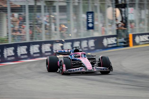 Formula 1 Singapore Grand Prix 2025 Pierre Gasly 10 (FRA) BWT Alpine A525 during the Formula 1 Singapore Airlines Singapore Grand Prix 2025 at the Marina Bay Street Circuit, Singapore on 4 October 2025 Credit: Jun Da Tan Every Second Media Editorial use only. All images are copyright Every Second Media Limited. No images may be reproduced without prior permission. Copyright: xIMAGO EveryxSecondxMediax ESM-1609-0077 JunxDaxTanx xEveryxSecondxMediax