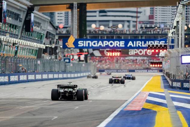 Formula 1 Singapore Grand Prix 2025 Nico Hülkenberg 27 (GER) Stake Kick Sauber C45 during the Formula 1 Singapore Airlines Singapore Grand Prix 2025 at the Marina Bay Street Circuit, Singapore on 4 October 2025 Credit: Jun Da Tan Every Second Media Editorial use only. All images are copyright Every Second Media Limited. No images may be reproduced without prior permission. Copyright: xIMAGO EveryxSecondxMediax ESM-1609-0079 JunxDaxTanx xEveryxSecondxMediax