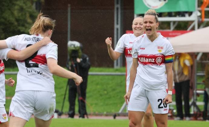 Stuttgart , Soccer 2 Bundesliga , VfB Stuttgart Women vs FC Ingolstadt 04 , Jubel VfB , Jana Beuschlein