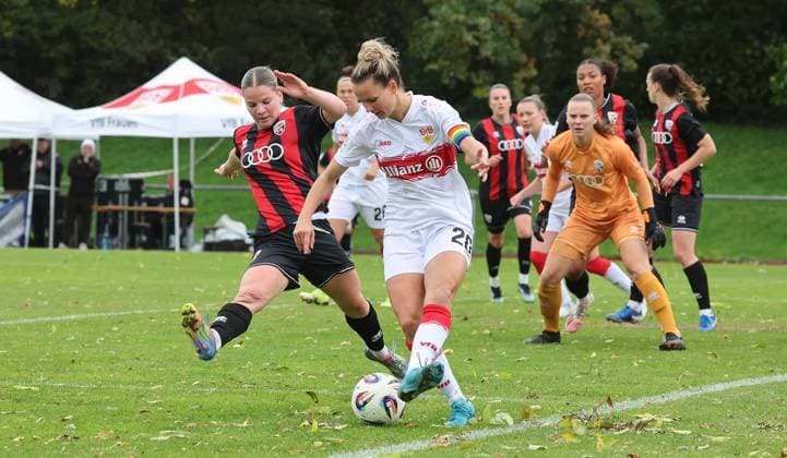 Stuttgart , Soccer 2 Bundesliga , VfB Stuttgart Women vs FC Ingolstadt 04 , from left Theresa Keitel Ingol Jana Bauschlein VfB