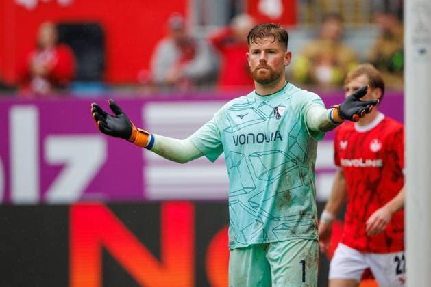 Timo Horn VfL Bochum , 1 FC Kaiserslautern vs VFL Bochum Football, 2 Bundesliga, Matchday 8, Season 2025 2026, 04 10 2025 1 FC Kaiserslautern vs VFL Bochum Football, 2 Bundesliga, Matchday 8, Season 2025 2026, 04 10 2025 Copyright: xEibner-Pressefoto AlexanderxNeisx EP_ANS