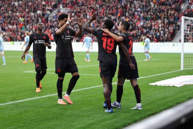 GER, 1 FBL Bayer 04 Leverkusen vs 1 FC Union Berlin 04 10 2025, BayArena, Leverkusen, GER, 1 FBL Bayer 04 Leverkusen vs 1 FC Union Berlin , pictured 1 0 for Leverkusen by Ernest Poku Leverkusen 19 , goal celebration jubilation, with Lucas Vazquez Leverkusen 21 , Ezequiel Fernandez Leverkusen 6 , Christian Kofane Leverkusen 35 , nordphotoxGmbHx xMeuter nph00351