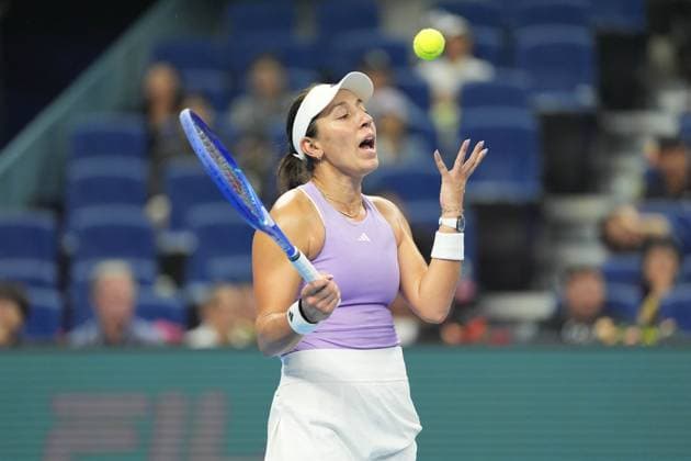 (251004) -- BEIJING, Oct. 4, 2025 -- Jessica Pegula reacts during the women s singles semifinal match between Linda Noskova of the Czech Republic and Jessica Pegula of the United States at 2025 China Open tennis tournament in Beijing, China, Oct. 4, 2025. ) (SP)CHINA-BEIJING-TENNIS-CHINA OPEN-WOMEN S SINGLES-SEMIFINAL (CN) XiexHan 