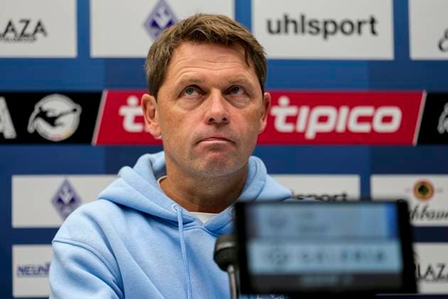 Luc Holtz coach, head coach, SVWM , single picture, single photo, action, action, at the press conference after the match, PK, press conference, press appointment, media appointment, looking disappointed, disappointment, frustration, disappointed, pessimistic, 04 10 2025, Mannheim Germany , Football, 3 Liga, SV Waldhof Mannheim VfL Osnabrück, DFB DFL REGULATIONS PROHIBIT ANY USE OF PHOTOGRAPHS AS IMAGE SEQUENCES AND OR QUASI VIDEO xozx