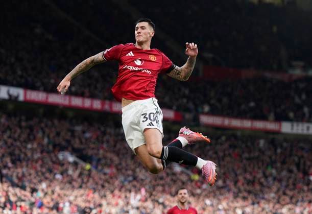 Manchester, England, 4th October 2025. Benjamin Sesko of Manchester United, ManU celebrates after scoring during the Manchester United vs Sunderland Premier League match at Old Trafford, Manchester. Picture credit should read: Andrew Yates Sportimage EDITORIAL USE ONLY. No use with unauthorised audio, video, data, fixture lists, club league logos or live services. Online in-match use limited to 120 images, no video emulation. No use in betting, games or single club league player publications. SPI_010_AY_MAN_UTD_SUN SPI-4195-0010