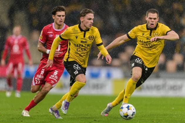 251004 Mjällbys Jeppe Kjaer and Jacob Bergström during the football match in Allsvenskan between Mjällby and Elfsborg on October 4, 2025 in Hällevik  Copyright: MATHILDAxSCHULER BB251004MA071