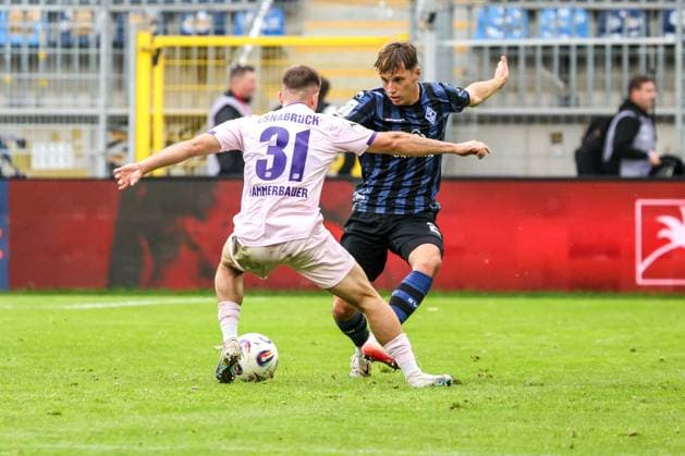Sascha Voelcke SV Waldhof Mannheim, 2 , Patrick Kammerbauer VfL Osnabrück, 31 Soccer 3 Liga, Matchday 10, SV Waldhof Mannheim vs VfL Osnabrück on 04 10 2025 at Mannheim Carl Benz Stadion , Germany Mannheim Carl Benz Stadion Germany Copyright: xFranzxReindelx