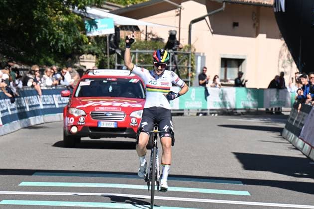 04-10-2025 Giro Dell emilia Donne; 2025, Ag Insurance - Soudal; Le Court De Billot, Kimberley; Bologna - San Luca; 
