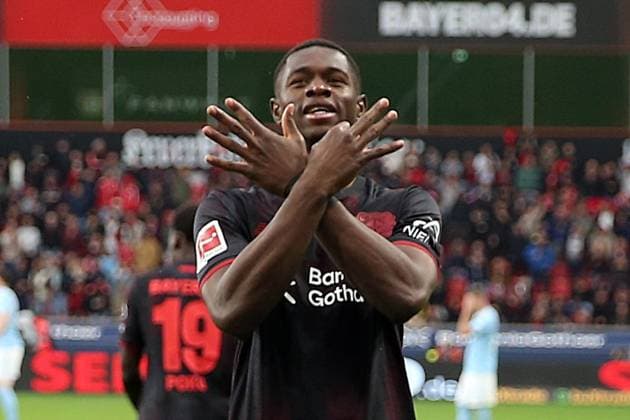04 10 2025, xrekx, Fussball 1 Bundesliga, Bayer 04 Leverkusen 1 FC Union Berlin v l Torjubel nach dem Tor zum celebrating the goal celebrate 2 0 durch Christian Kofane Bayer 04 Leverkusen DFL DFB REGULATIONS PROHIBIT ANY USE OF PHOTOGRAPHS as IMAGE SEQUENCES and or QUASI VIDEO Leverkusen
