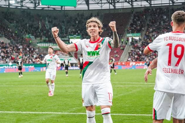 1 Bundesliga 2025 2026 6 Matchday 04 10 2025 FC Augsburg vs VfL Wolfsburg WWK Arena Augsburg, Germany Kristijan Jakic FC Augsburg celebrates after scoring to make it 3 1 Copyright: xLukaxKolanovicx