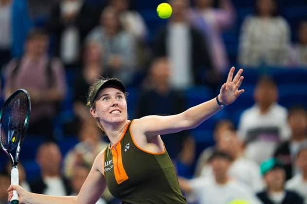 (251004) -- BEIJING, Oct. 4, 2025 -- Linda Noskova sends the ball to spectators after the women s singles semifinal match between Linda Noskova of the Czech Republic and Jessica Pegula of the United States at 2025 China Open tennis tournament in Beijing, China, Oct. 4, 2025. ) (SP)CHINA-BEIJING-TENNIS-CHINA OPEN-WOMEN S SINGLES-SEMIFINAL (CN) NaxYuqi 