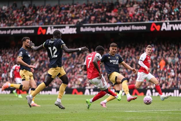 4th October 2025; Emirates Stadium, London, England; Premier League Football, Arsenal versus West Ham United; Bukayo Saka of Arsenal scores in the 24th minute but the goal was immediately ruled out for offside  KatiexChan