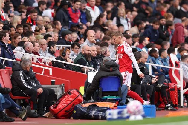 4th October 2025; Emirates Stadium, London, England; Premier League Football, Arsenal versus West Ham United; The injured Martin Odegaard of Arsenal is substituted and replaced by Martin Zubimendi  KatiexChan