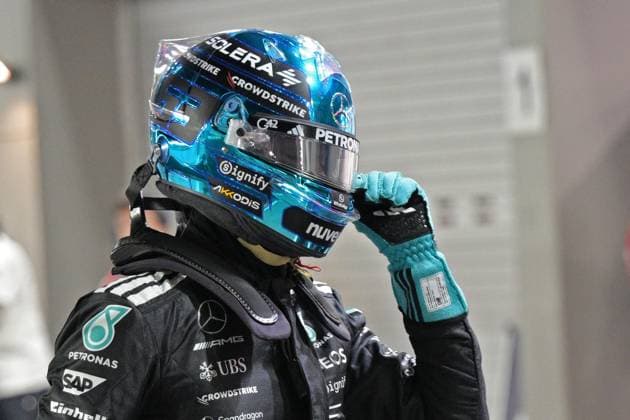 (251004) -- SINGAPORE, Oct. 4, 2025 -- Mercedes British driver George Russell reacts after winning pole position in the qualifying session of the Formula 1 Singapore Grand Prix 2025 in Singapore, Oct. 4, 2025. (Photo by Xinhua) (SP)SINGAPORE-F1-SINGAPORE GRAND PRIX 2025-QUALIFYING ThenxChihxWey 